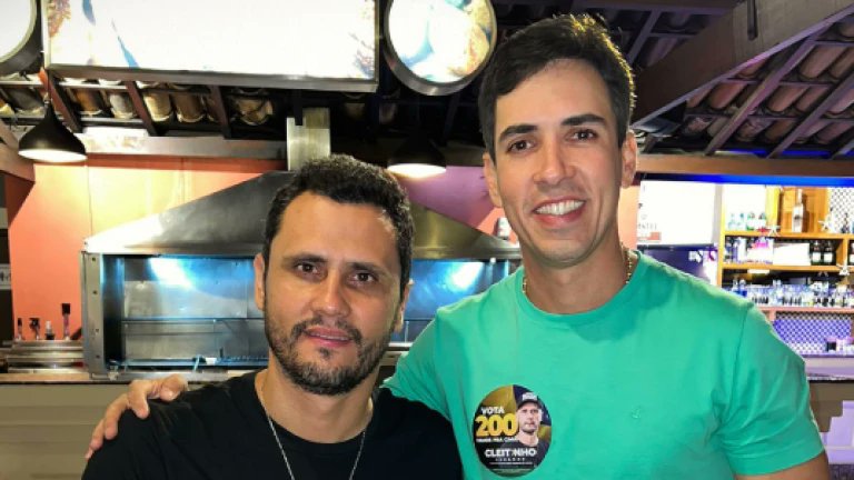 Analise2023's tweet photo. 🚨 URGENTE: deputado que empregou traficante do PCC deve apoiar Cleitinho ao governo de MG e formar chapa com o PL, de Nikolas!

- Euclydes, deputado e presidente do Republicanos-MG, contratou um homem que trazia drogas da Bolívia para o Brasil em nome do PCC.

- Ele, Cleitinho e Nikolas integram o mesmo grupo político no estado.