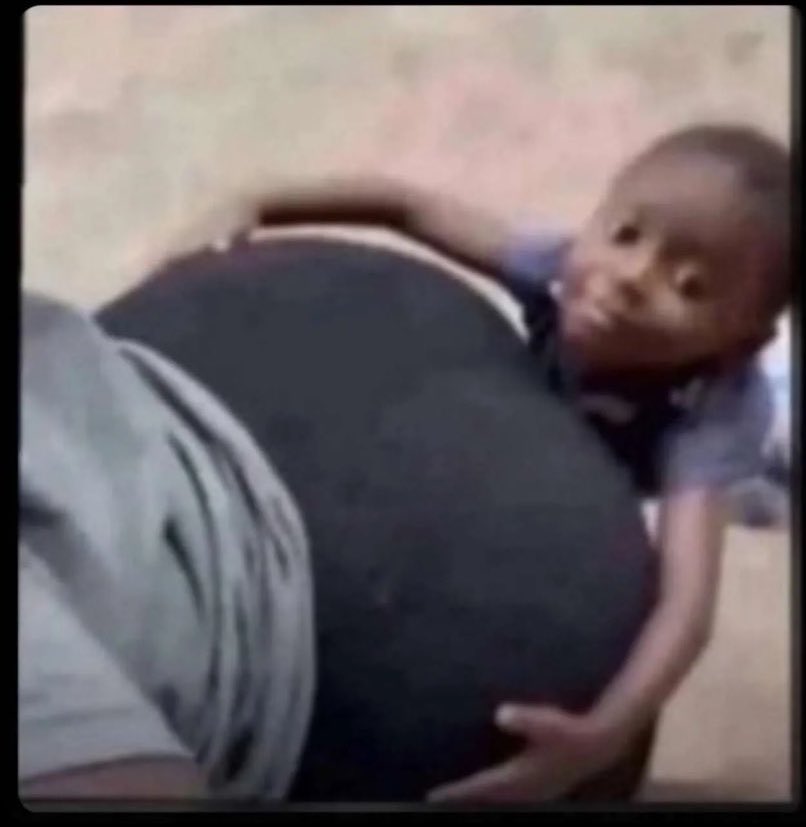 I finally landed on my childhood pics 😂 😂