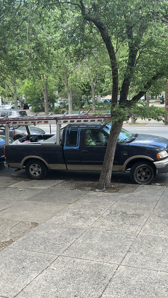 Jen Robles tweet media