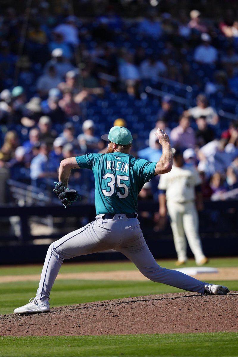 Los Angeles Dodgers acquire RHP Will Klein from the Seattle Mariners for LHP Joe Jacques