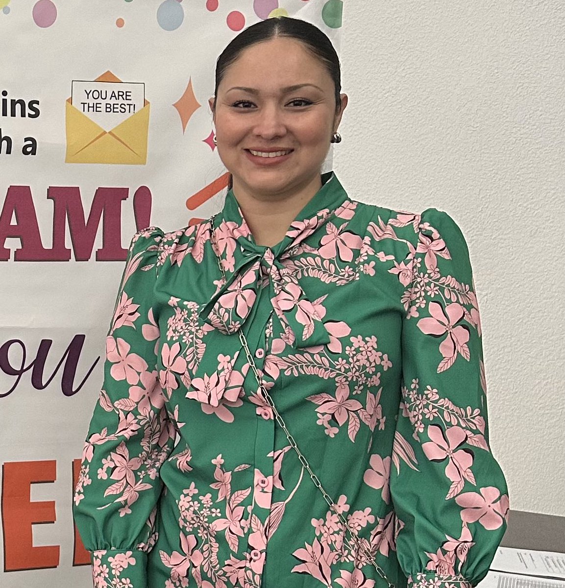 Meet Evelyn, our new Compliance Supervisor 🙌 
#MagicalLunchLadies 
#SanEliManoAMano