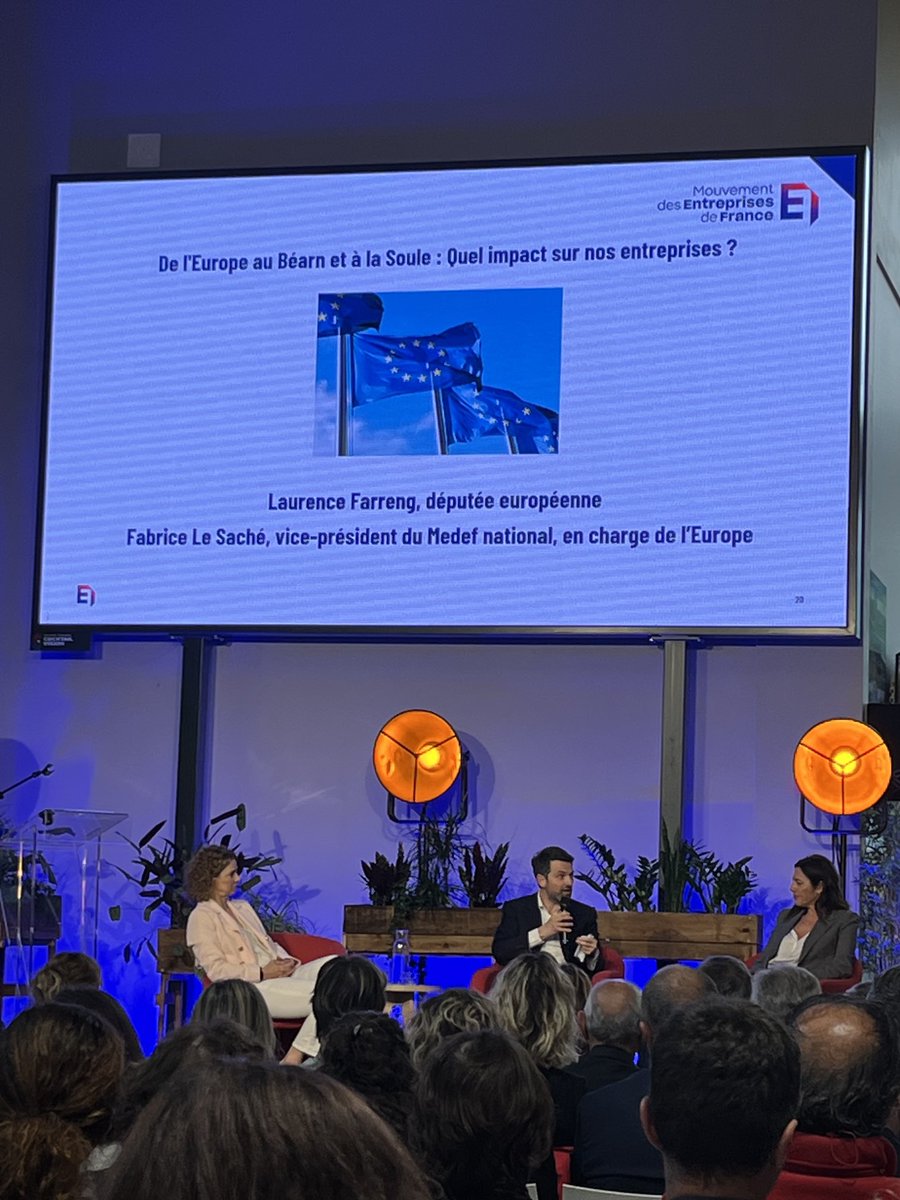 Rappel de l’importance des infrastructures pour nos territoires, et notamment du maillage aéroportuaire avec ⁦<a href="/f_lesache/">Fabrice Le Saché</a>⁩ à l’AG ⁦<a href="/MedefBearnSoule/">Medef Béarn et Soule</a>⁩. Pas de doute, on est dans le vif du sujet ! #desenclavement