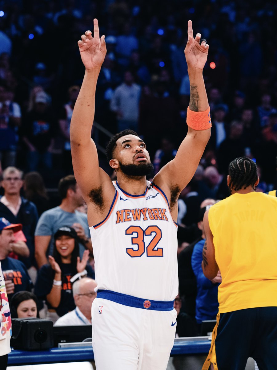 KarlTowns's tweet image. This city. These fans. Thank you. 

The best is yet to come 🟠🔵