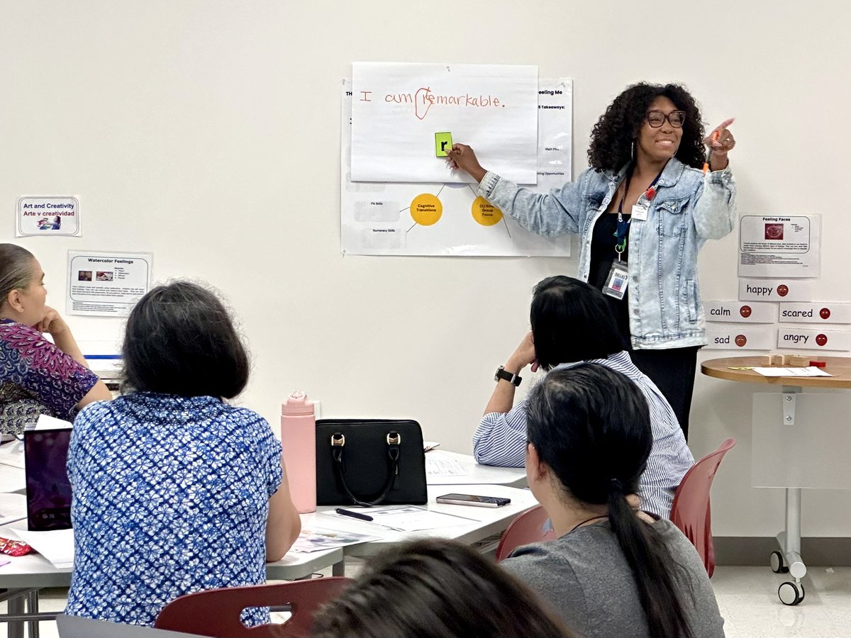 Julie Fore tweet media