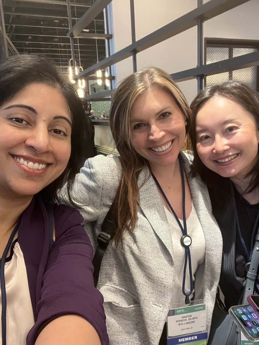 Connected with so many friends, mentees and collaborators!! Thanks <a href="/ASCO/">ASCO</a> for bringing us all together! #ASCO25