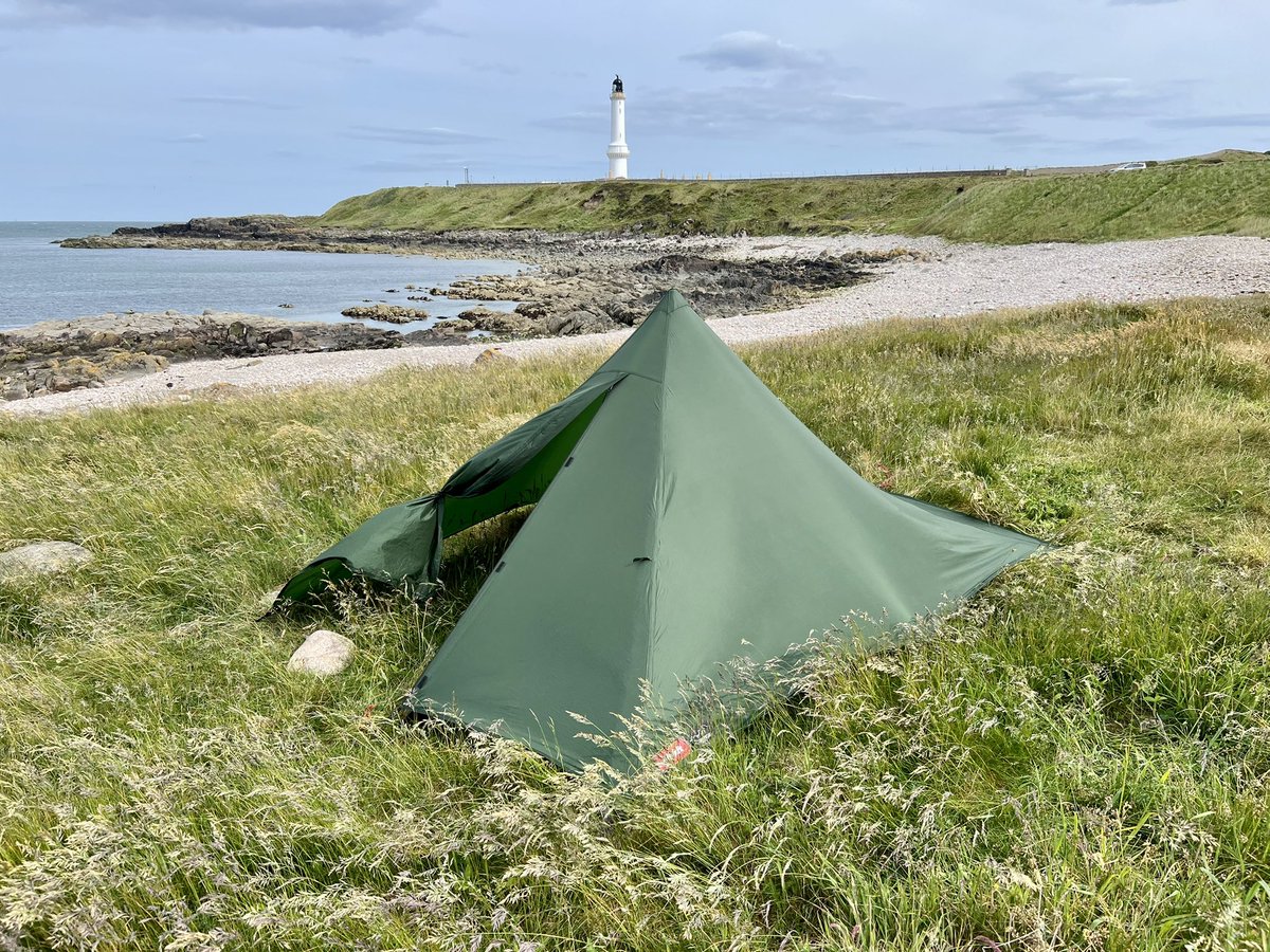 The dolphins welcomed me when I arrived in Aberdeen this afternoon. 18 miles today and I’m footsore. I can’t believe I made out here!