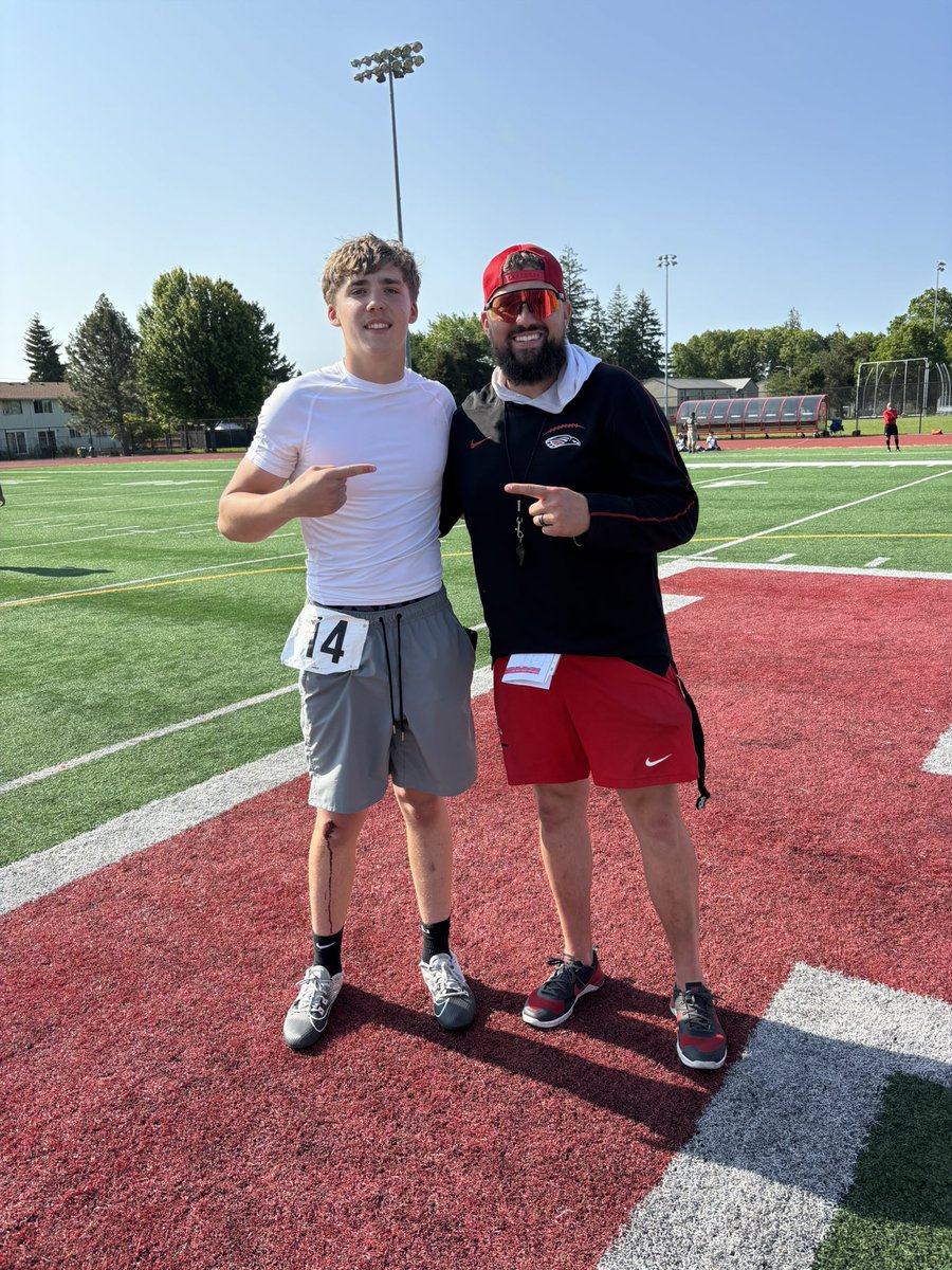 winter_lev79891's tweet image. Got the chance to go to pacific university’s showcase yesterday. Had a lot of fun, it was great to get to compete with other great athletes and showcase my skills looking forward to the upcoming year.#football