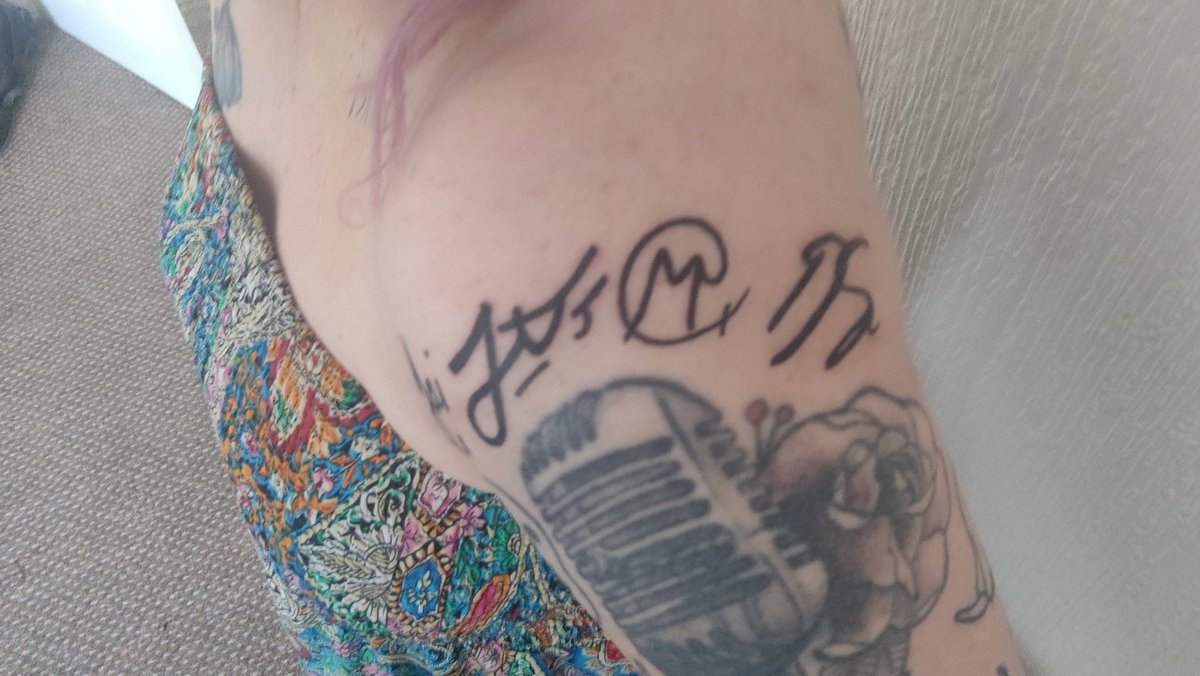 Stacey Jayne tweet media