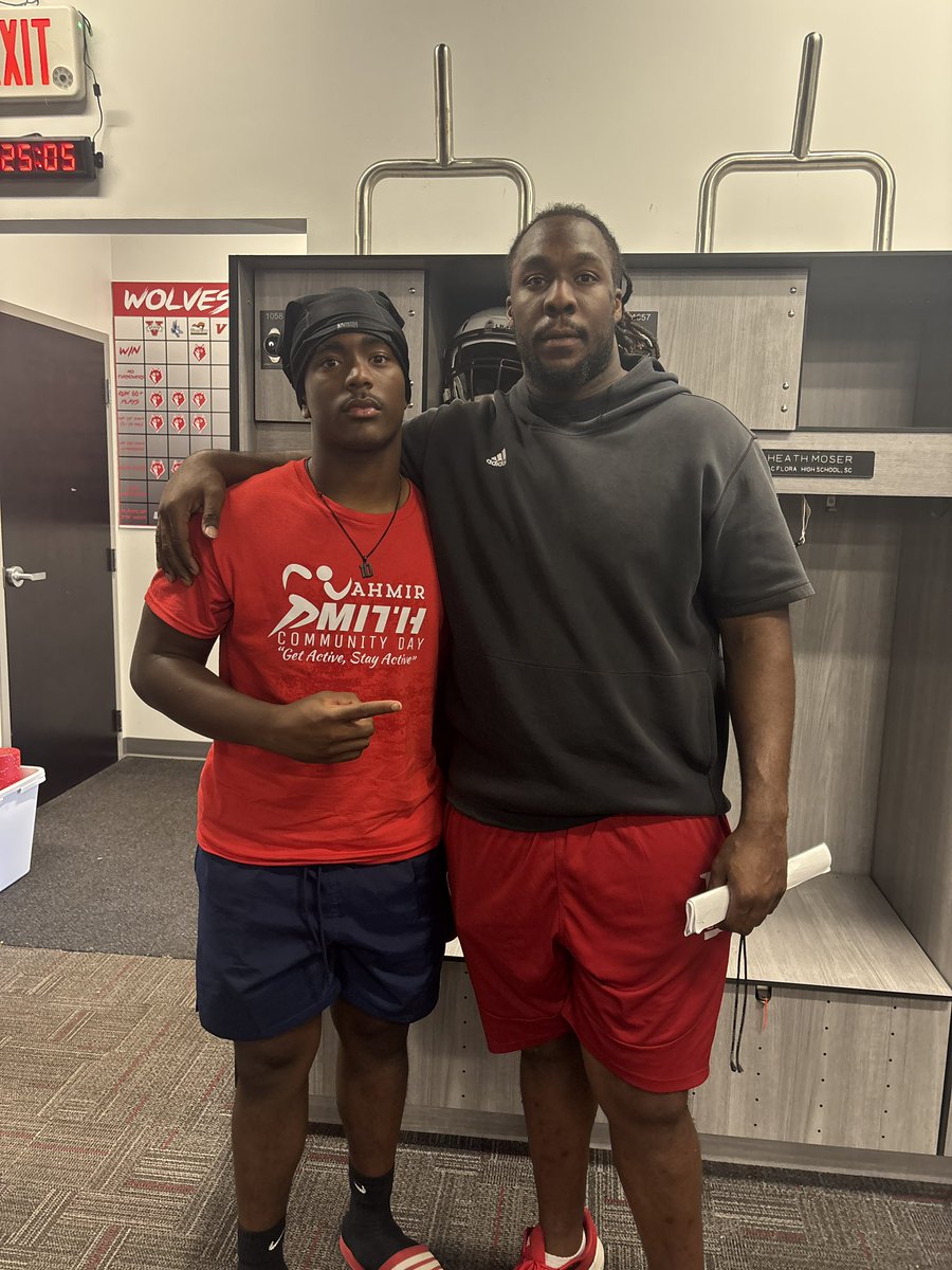 Christopher Glover (@cglover2234) on Twitter photo Had a great day at camp, can’t wait to be back. Thank you <a href="/CoachJuwanMoye/">Juwan Moye</a> for the invite. <a href="/CoachFlynn_NCFB/">Stephen Flynn</a> <a href="/MitchHall15/">Coach Mitch Hall</a> Had a great day at camp, can’t wait to be back. Thank you <a href="/CoachJuwanMoye/">Juwan Moye</a> for the invite. <a href="/CoachFlynn_NCFB/">Stephen Flynn</a> <a href="/MitchHall15/">Coach Mitch Hall</a>