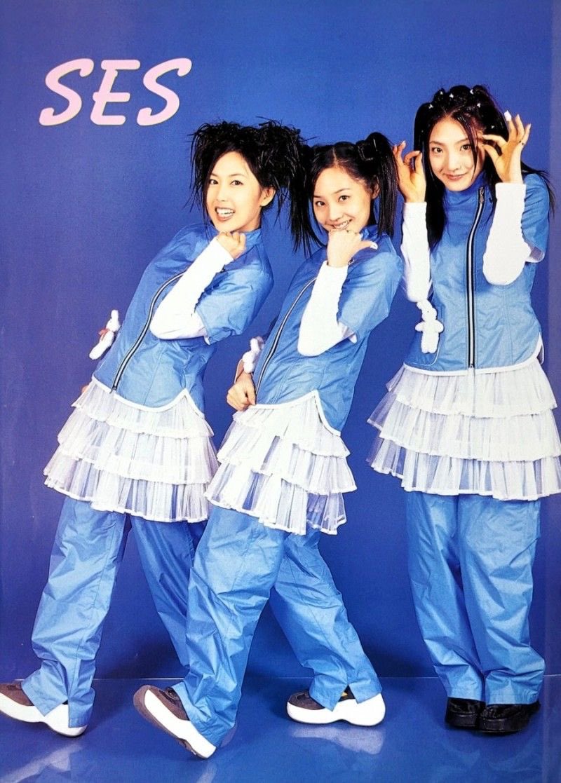 kunmandooo's tweet image. 심심해서 핀터로 ses 언니들 보는데 

지초이 샬롬클럽 탠스댄스 다보이고
(타래로)