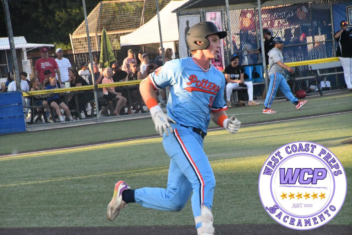 West Park junior Ayden Deome is still in high school and already starring in college ball with the Lincoln Potters.

A special player blazing a path like a former first rounder 👀 

Story: westcoastpreps.com/west-parks-ayd…