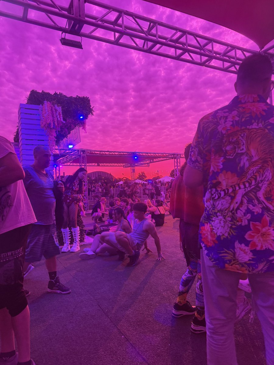 kenzietjones's tweet image. #ProjectGlow 🩷✨🪩☯️🍄🌈🪄