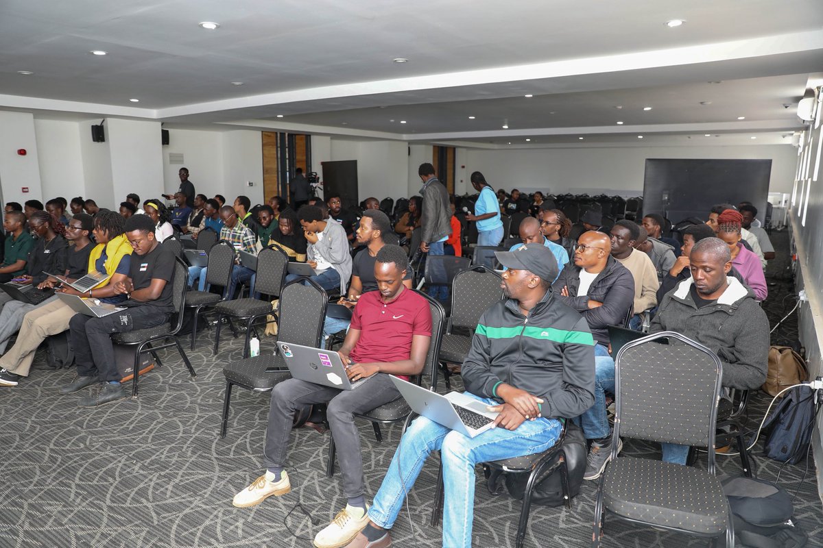 Etornam ✨ tweet media