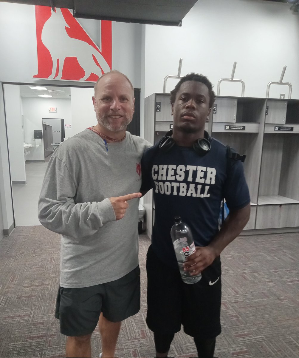 Had a great time at <a href="/Newberry_FB/">Newberry College Football</a> today! 🔴⚪️
<a href="/CoachFlynn_NCFB/">Stephen Flynn</a> <a href="/CoachKnightNC/">Todd Knight</a> <a href="/FloarsRandy/">Randy Floars</a>