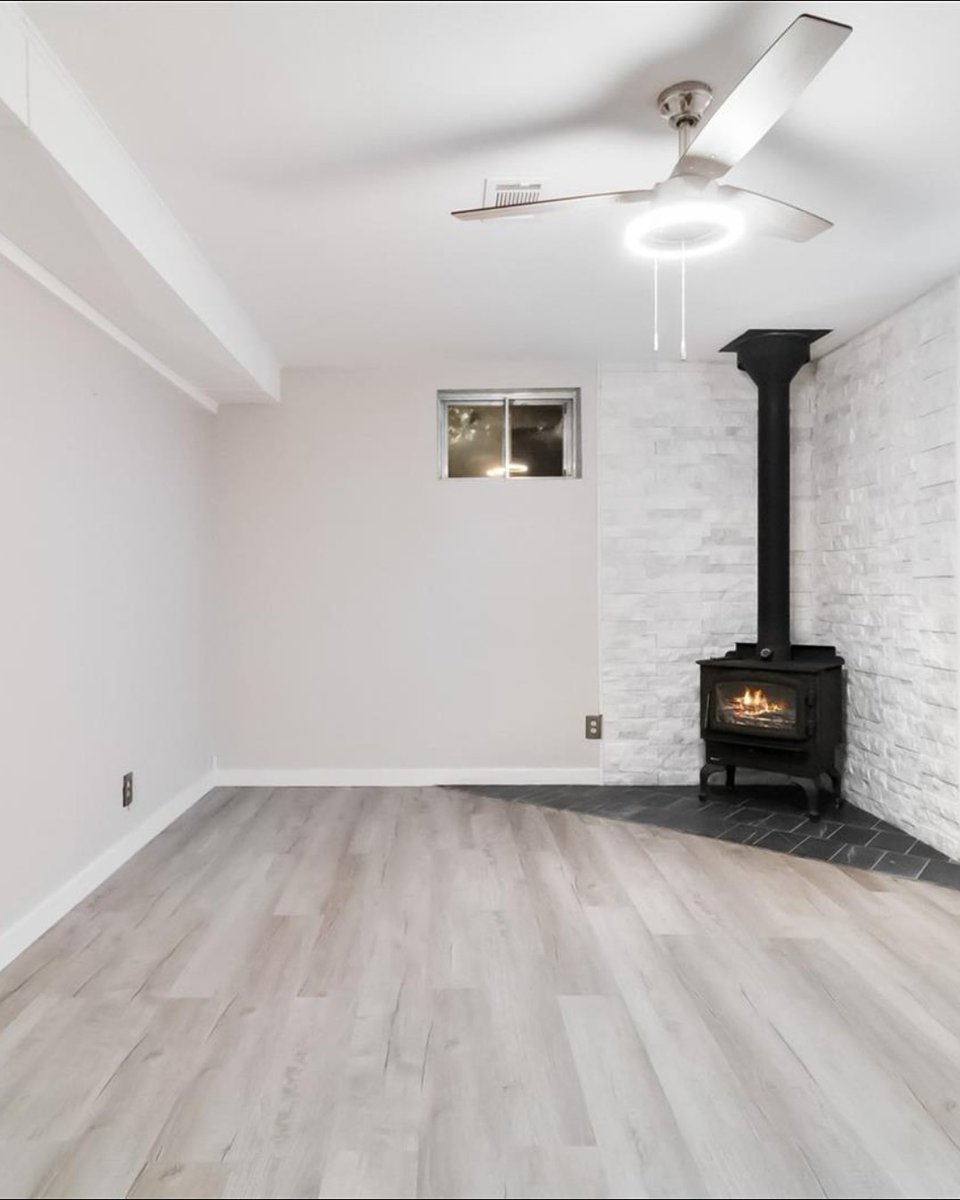 This 4-bed, 2-bath ranch-style home in Northglenn offers the best of comfort and convenience. From the sun-filled living room to the fully finished basement with cozy wood stove, there’s room here to relax, work, and entertain. 🔗 Learn more bit.ly/3T29j3g