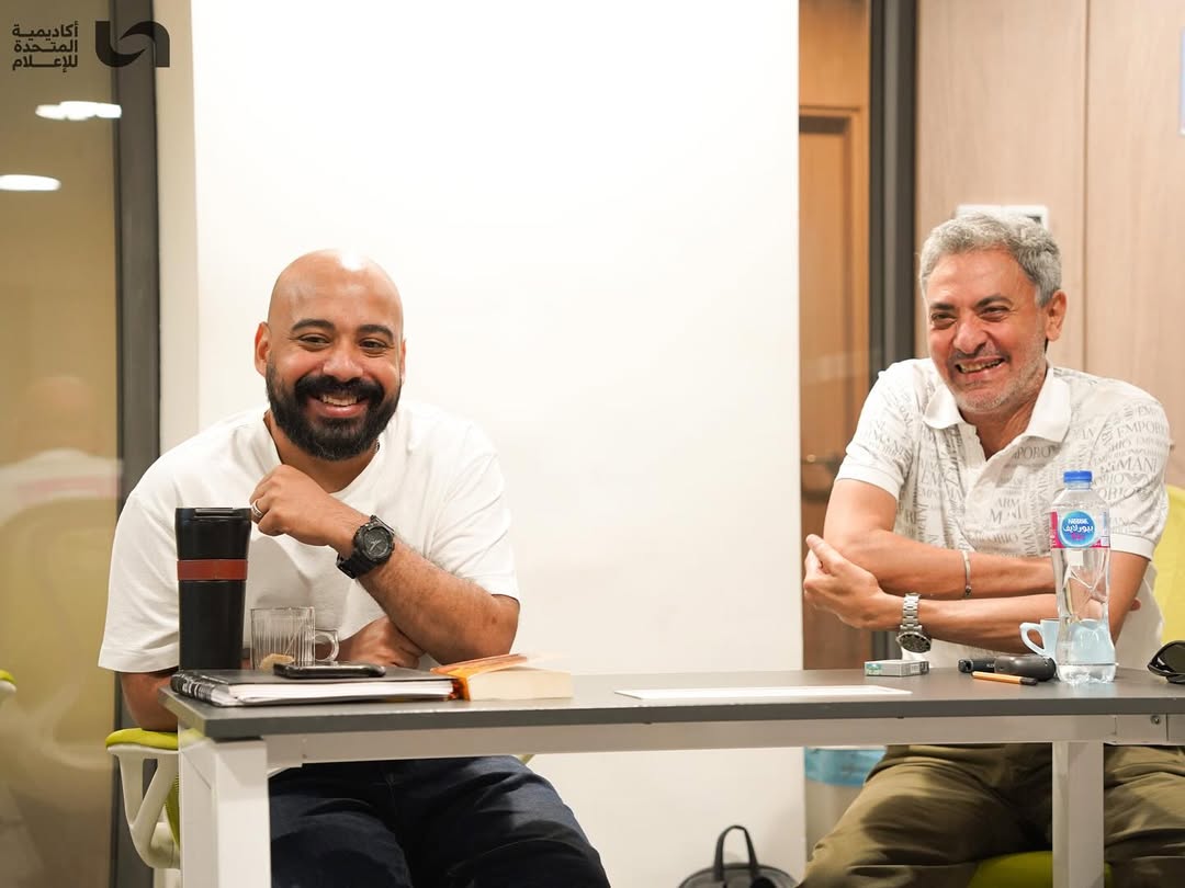 📺 فتحي عبد الوهاب يناقش أدواره مع متدربي ورشة السيناريو بأكاديمية المتحدة للإعلام مع هاني سرحان. شاهد الصور  👇👇

filfan.com/gallery/detail…