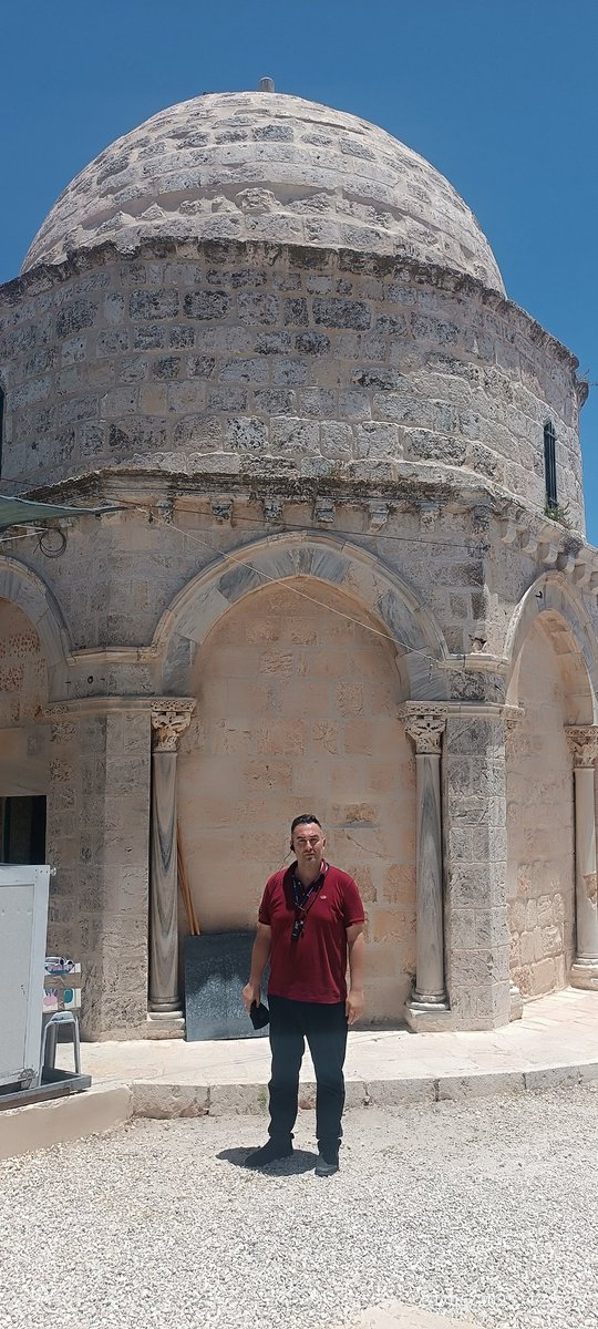 osman_gezgin's tweet photo. Kudüs'e haziran 2013 yılında gittiğimde aşağıdaki şiiri yazmıştım. Yüce Mevlam bu mukaddes beldeleri görmeyi tekrar nasip etti.
#filistin #kudüs #elhalil #eriha #ürdün #ammam #derir #mescidiaksa #elaksa https://t.co/javqGFQLQs