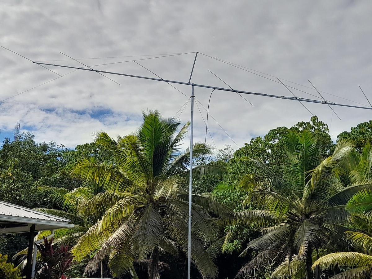 On the scene with E6RS (mainly 6m, VHF activity)

dx-world.net/e6rs-niue/