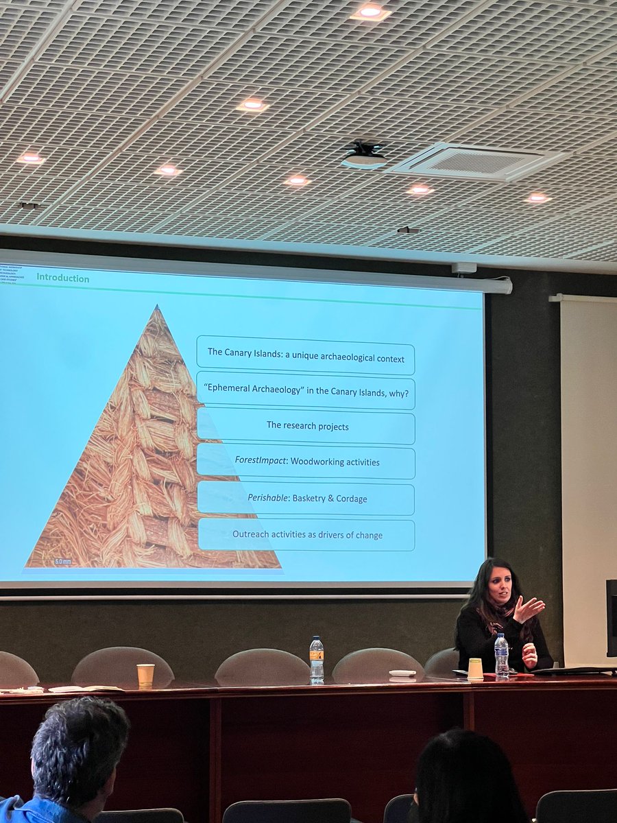 arqueobot_ULL's tweet photo. Last week the international workshop "Plant technology in archaeology: methodological approaches and case studies", was held at @ULL with participants from 17 institutions and 7 countries. https://t.co/yWa0isys9S