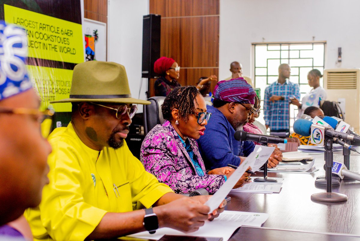 OCCE_LASG's tweet image. Lagos inaugurates Internal &amp;amp; State Working Group for the 80M Clean Cookstoves Project today at Alausa. With Gov. Sanwo-Olu leading, 8M stoves will roll out in 18 months, boosting green jobs, health 

 #NetZeroLagos 2050.
#CleanCookstoves #ClimateAction #GreenJobs #LagosState