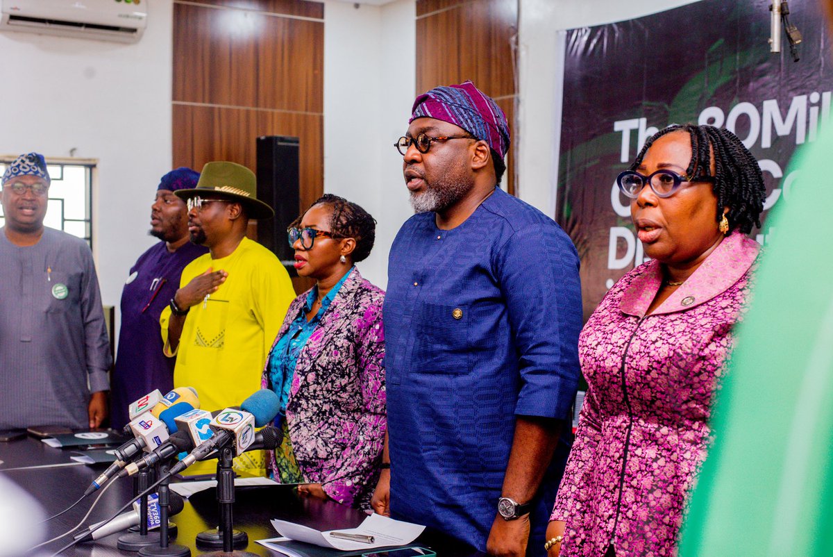 OCCE_LASG's tweet image. Lagos inaugurates Internal &amp;amp; State Working Group for the 80M Clean Cookstoves Project today at Alausa. With Gov. Sanwo-Olu leading, 8M stoves will roll out in 18 months, boosting green jobs, health 

 #NetZeroLagos 2050.
#CleanCookstoves #ClimateAction #GreenJobs #LagosState