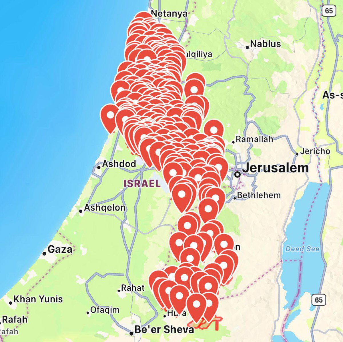 🚨Sirenas sonando a lo largo de Israel luego de un lanzamiento de proyectil desde Yemen🚨
