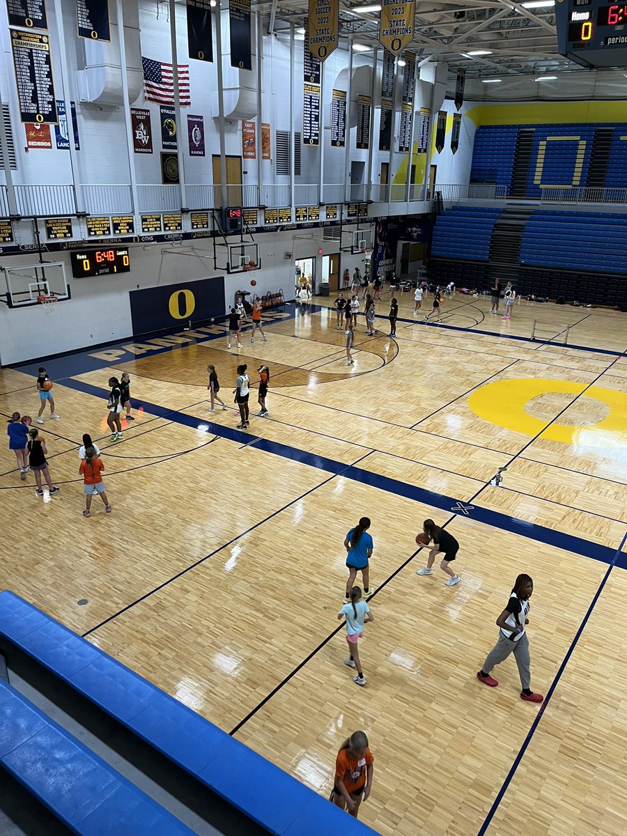Day 1 of Camp ✅🏀

We hit the ground running today! Campers rotated through stations working on key fundamentals.

To finish the day, we battled it out in our favorite end-of-camp tradition—Hot Shot—with a Gatorade prize on the line!