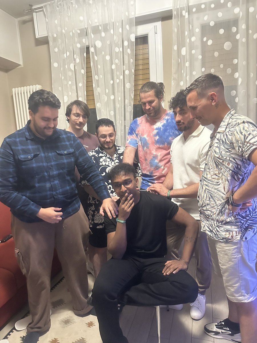 Potrei dire tante cose dello special di Bologna, ma questa foto dice tutto