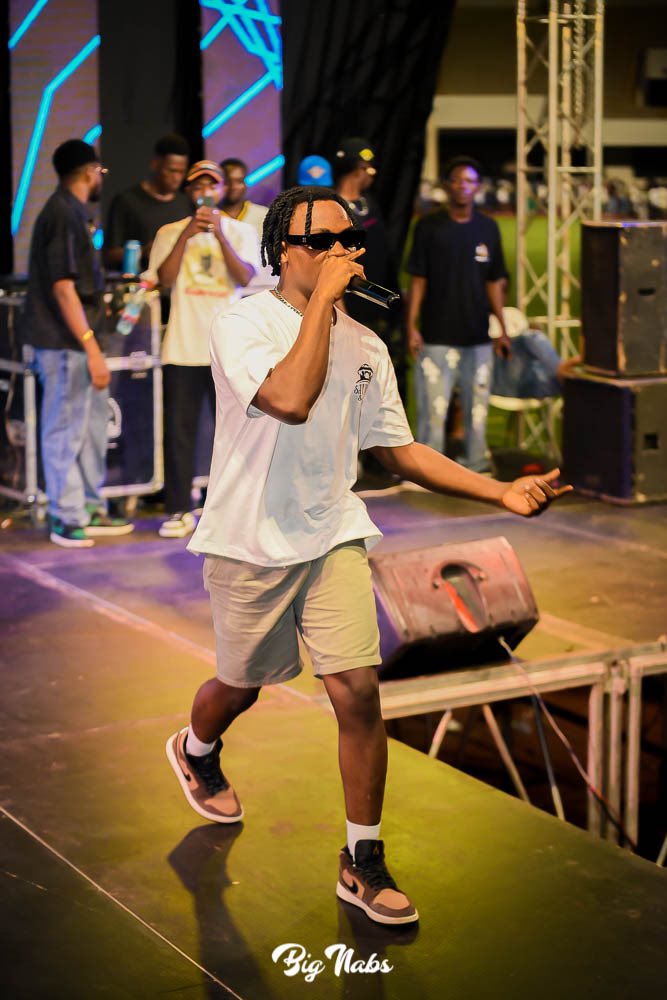 bignabs_'s tweet photo. “How I’m Built Concert” dairies 

@Gingsen_ delivered a spectacular performance at the “How I’ Built Concert”

📸 by me

#HowImBuilt https://t.co/DsUCJ6RnoB