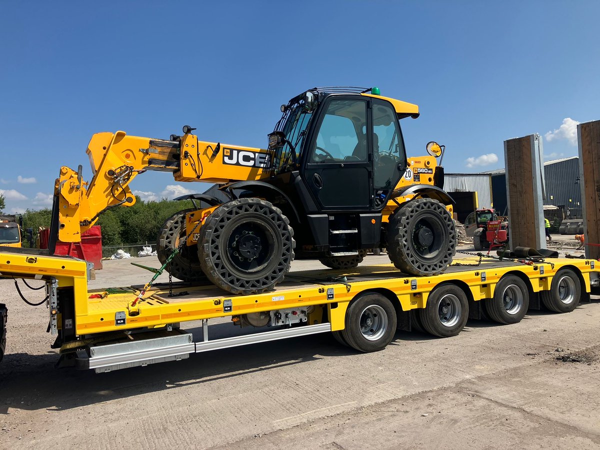 👏 A huge thank you to Vicki at Alchem Skip Hire in Ellesmere Port for her recent purchase of a Used 2021 JCB 560-80 Wastemaster. We appreciate your valued repeat business!

#GunnJCB #JCB56080 #Wastemaster