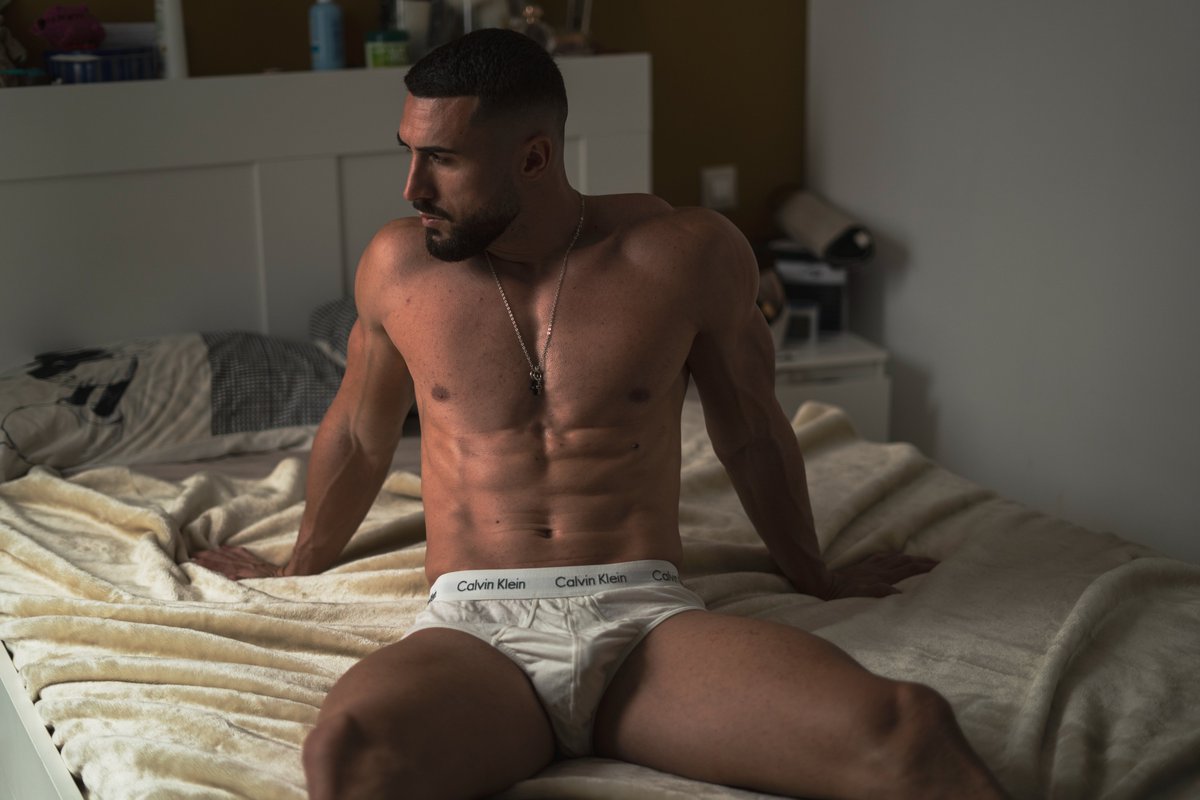 MalePhotography in MASPALOMAS - Gran Canaria (@mdzmanagement_) on Twitter photo In bed with...  <a href="/Drazenonly/">〽️ DRAZEN PEREZ 〽️</a> In bed with...  <a href="/Drazenonly/">〽️ DRAZEN PEREZ 〽️</a>