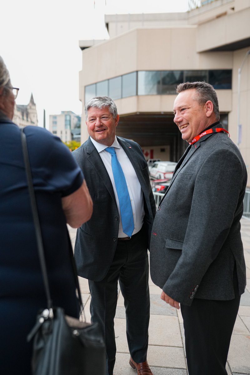 Scott Aitchison tweet media