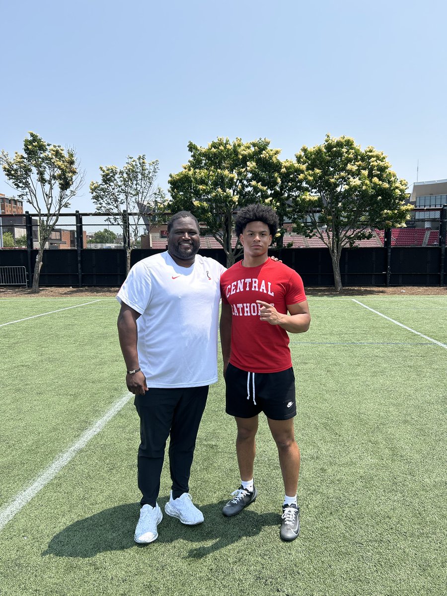 Thank you Coach <a href="/CortBraswell/">Coach Cort Braswell</a> for the teaching tips and advice. Can’t wait to come back! #LB