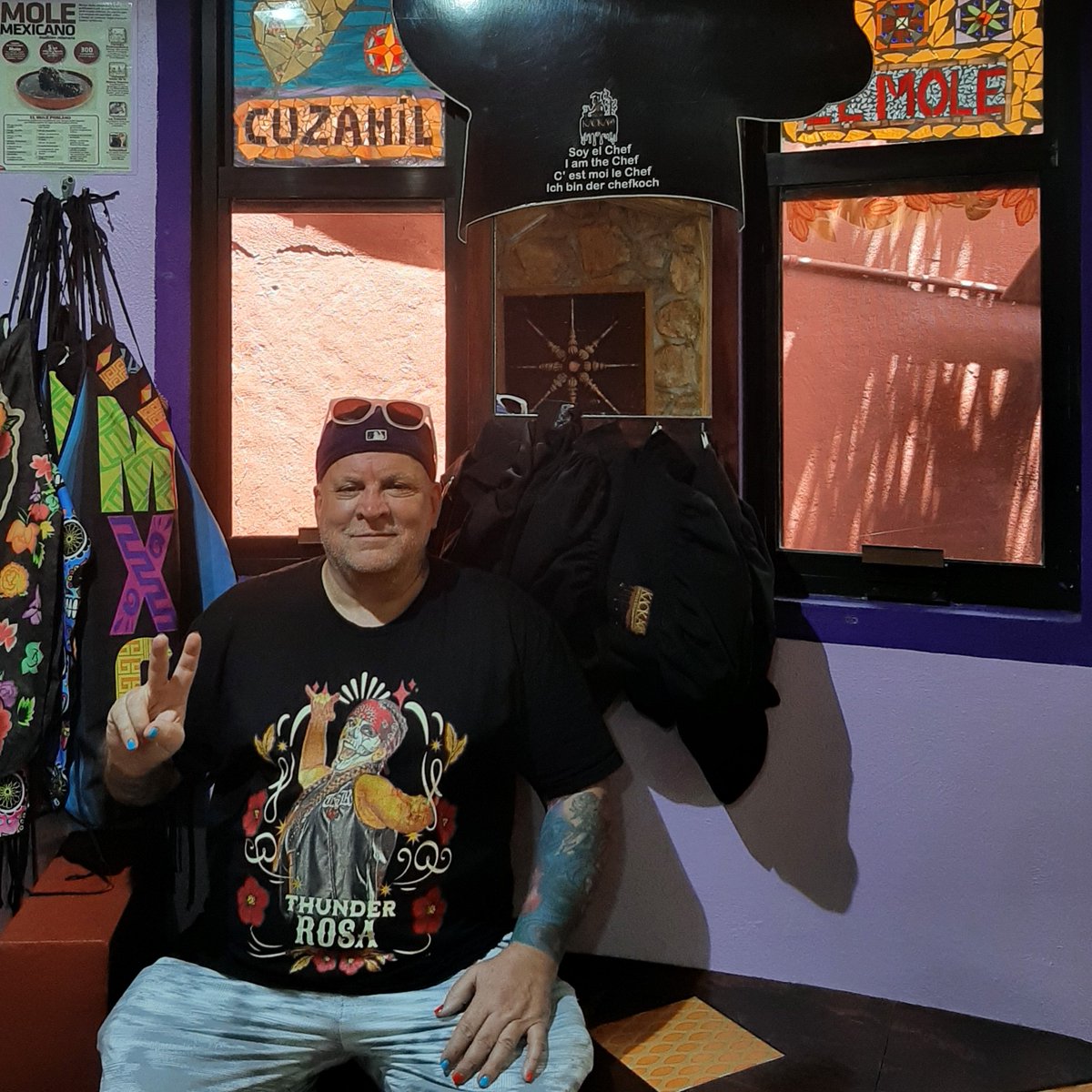 RonSutton12's tweet photo. Reppin La Reina #LaMeraMera @thunderrosa22 all the way down in Cozumel Mexico🇲🇽 I am #ThunderArmy 4 Life!!!✈️🌞🍹🤼‍♀️ https://t.co/1RW1khPVGo