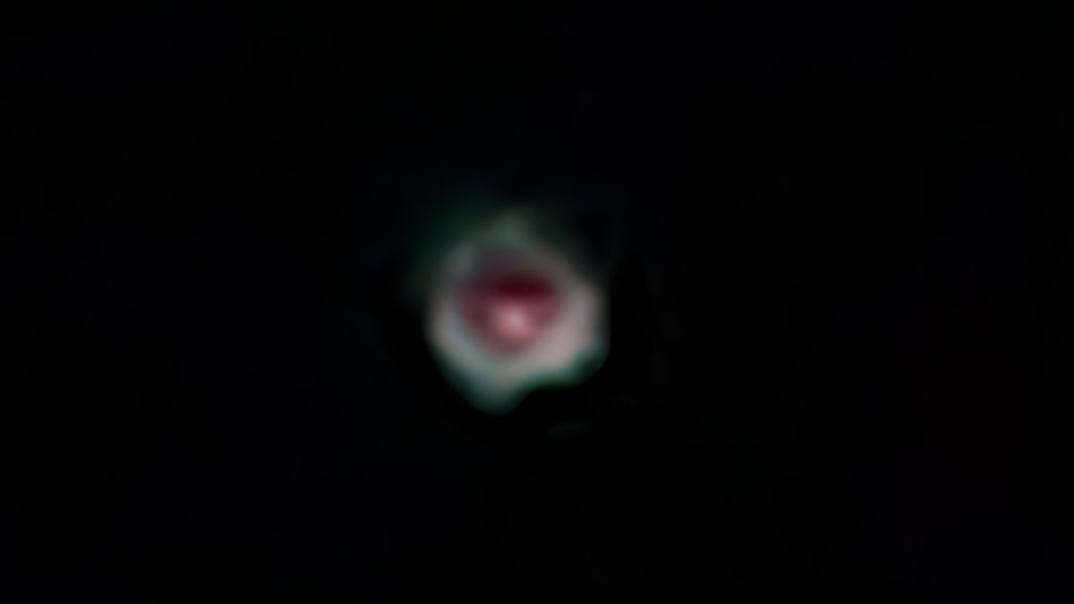 Esto me aparecio el dia que nos dejo Akira Toritama , por su parecido con las "boles de drac" se lo dedique , para mas datos ( direccion y otros en la descripcion del video #uap #ufo 
youtube.com/watch?v=Fv9_lg…