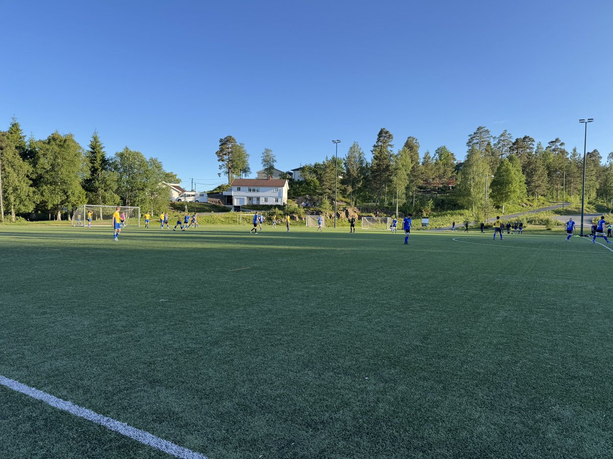 BoyeBuckingham's tweet photo. #6div Vegårshei - Lillesand https://t.co/2j2q8fN6id