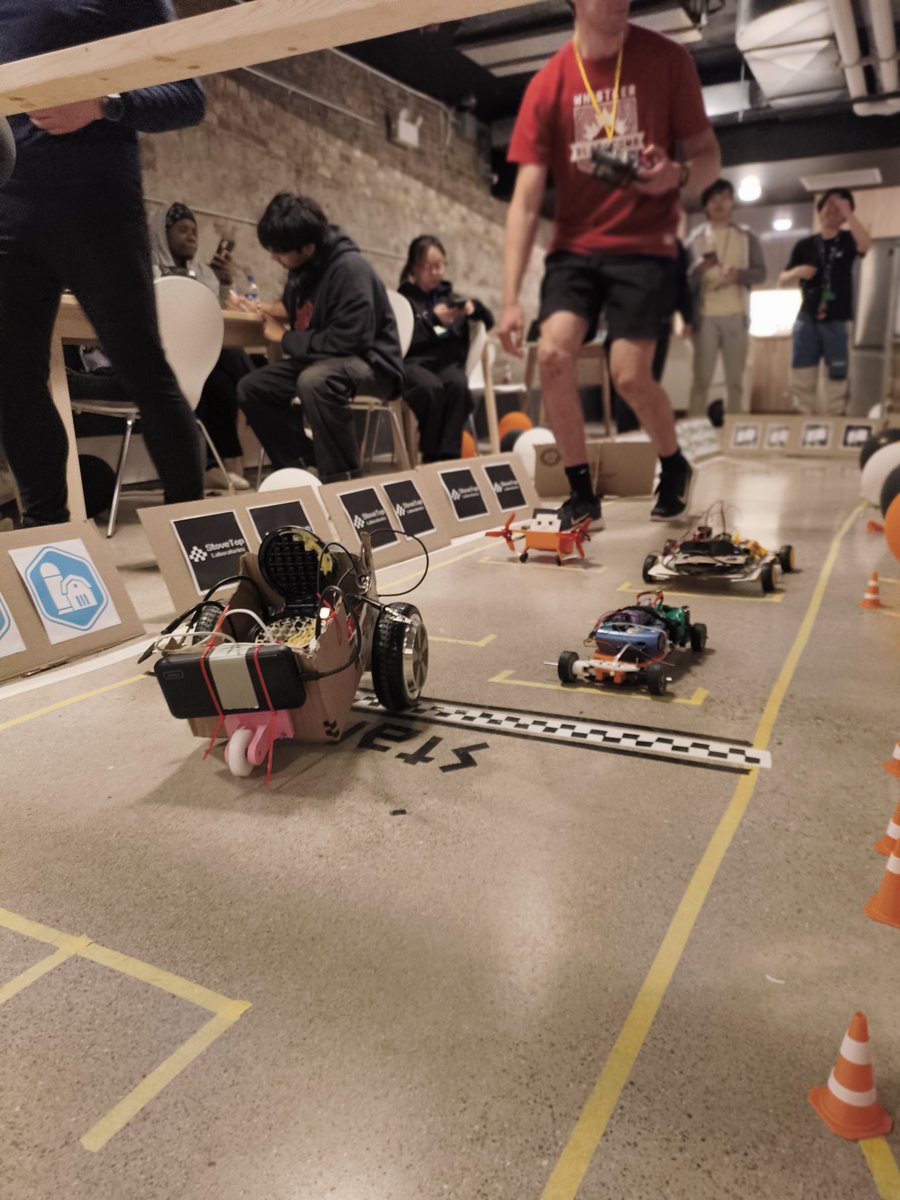 Daniel Liu tweet media