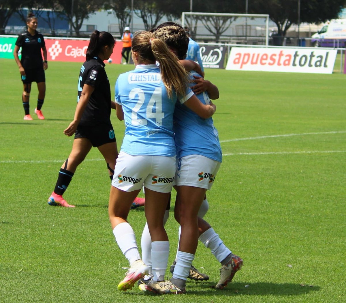 #OFICIAL 🚨
El Partido entre Sporting Cristal vs Biavo por los Cuartos de Final de la Liga Femenina ApuestaTotal 🏆 se jugará el 07 de Junio a las 12:00 PM en el Campo de La Florida 🏟️.

➡️ Se enfrentaron en la Fecha 07, donde el marcador fue 4-1 a favor de las celestes.