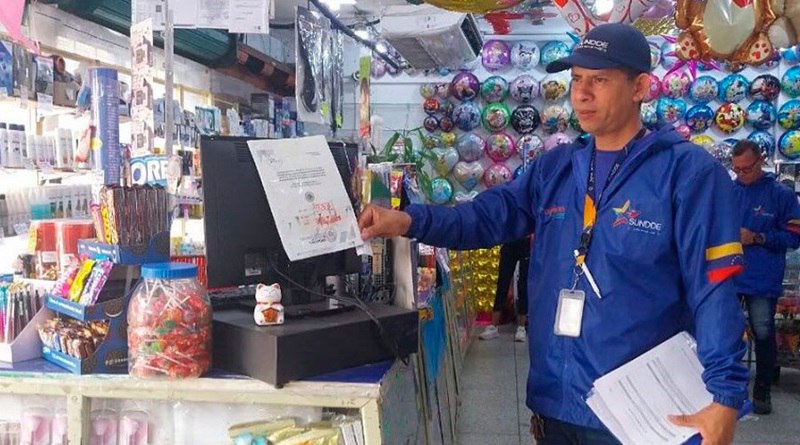 El pueblo venezolano aplaude las acciones emprendidas por el Gobierno Nacional para hacer frente a las mafias  que intentan boicotear la moneda nacional a través de las páginas de dólar paralelo y dólar promedio.

#dolar #Venezuela