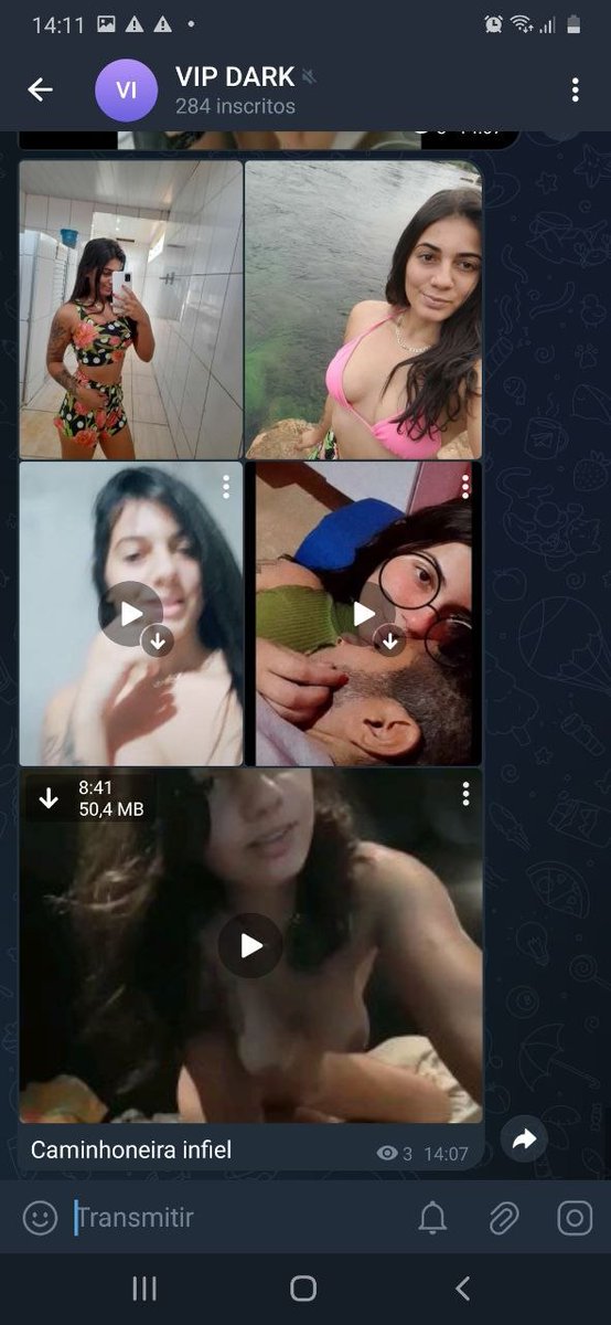 HOTFIIREE's tweet photo. Caminhoneira INFIEL 🫣🤣

Essa safada deixou vazar com seu amante em uma de suas viagens, com direito até a anal que o corno não tinha

( Vídeo completo 👉🏼 https://t.co/aQOhZzu6EO )

#BUNDAAWARDS #PINTOAWARDS #novinha #vazados #vazouvideo #caiunanet #vazou https://t.co/Jkd4T9wuL3