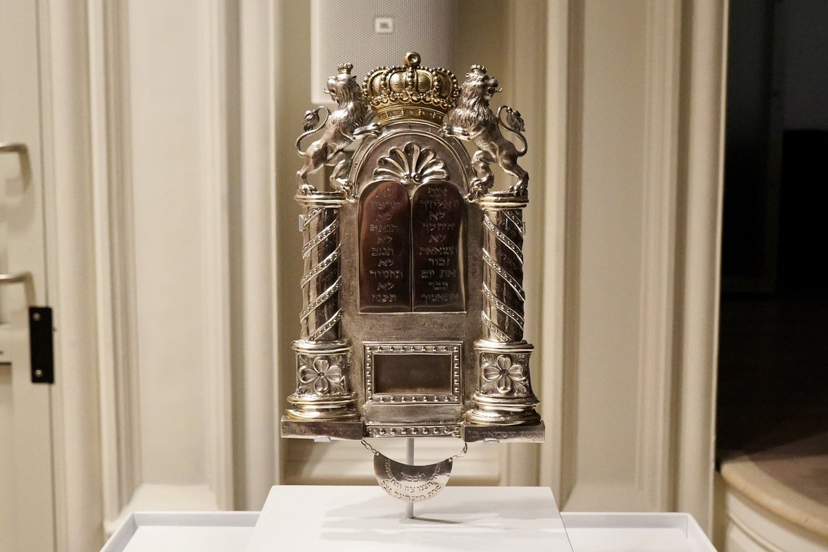 Consul General of Sweden in New York (@swedennewyork) on Twitter photo We are thrilled to have co-hosted an event with the <a href="/TheJewishMuseum/">The Jewish Museum</a> commemorating 250 years of Swedish Jewish Life.
We were joined by 170 guests from local Jewish organizations, universities, and cultural institutions for discussions on the history of Jewish life in Sweden. We are thrilled to have co-hosted an event with the <a href="/TheJewishMuseum/">The Jewish Museum</a> commemorating 250 years of Swedish Jewish Life.
We were joined by 170 guests from local Jewish organizations, universities, and cultural institutions for discussions on the history of Jewish life in Sweden.