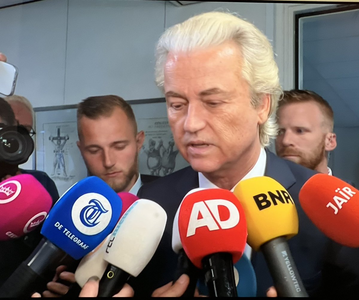 “We hebben een serieus probleem. Ik ga nu nadenken.”