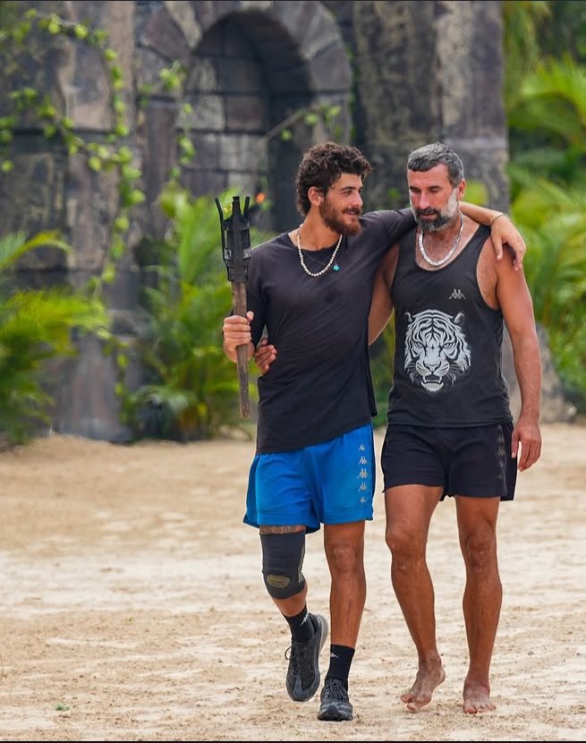 Bu sene seni, Poyraza yaptığın abiliği çok sevmiştim yolun açık olsun Poyrazın Hiko dayısı 🥺🫶