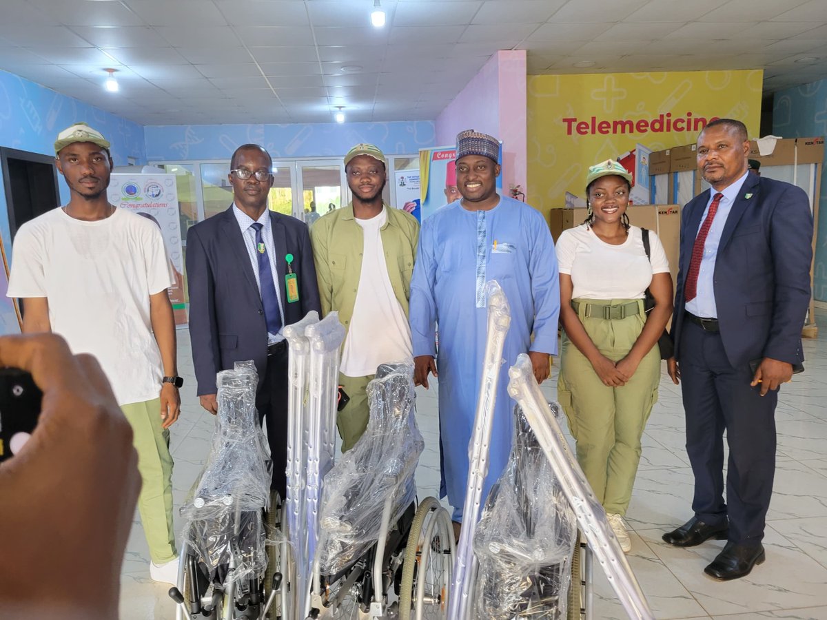 TheGreatestIFE's tweet photo. A former President of the Obafemi Awolowo University Student Union, currently serving in Abeokuta as a National Youth Service Corps (NYSC) member, has donated his entire monthly allowance to the Federal Hospital, Abeokuta.

 The selfless act, made possible through disciplined saving over several months, has drawn praise for its uncommon generosity and commitment to community service.