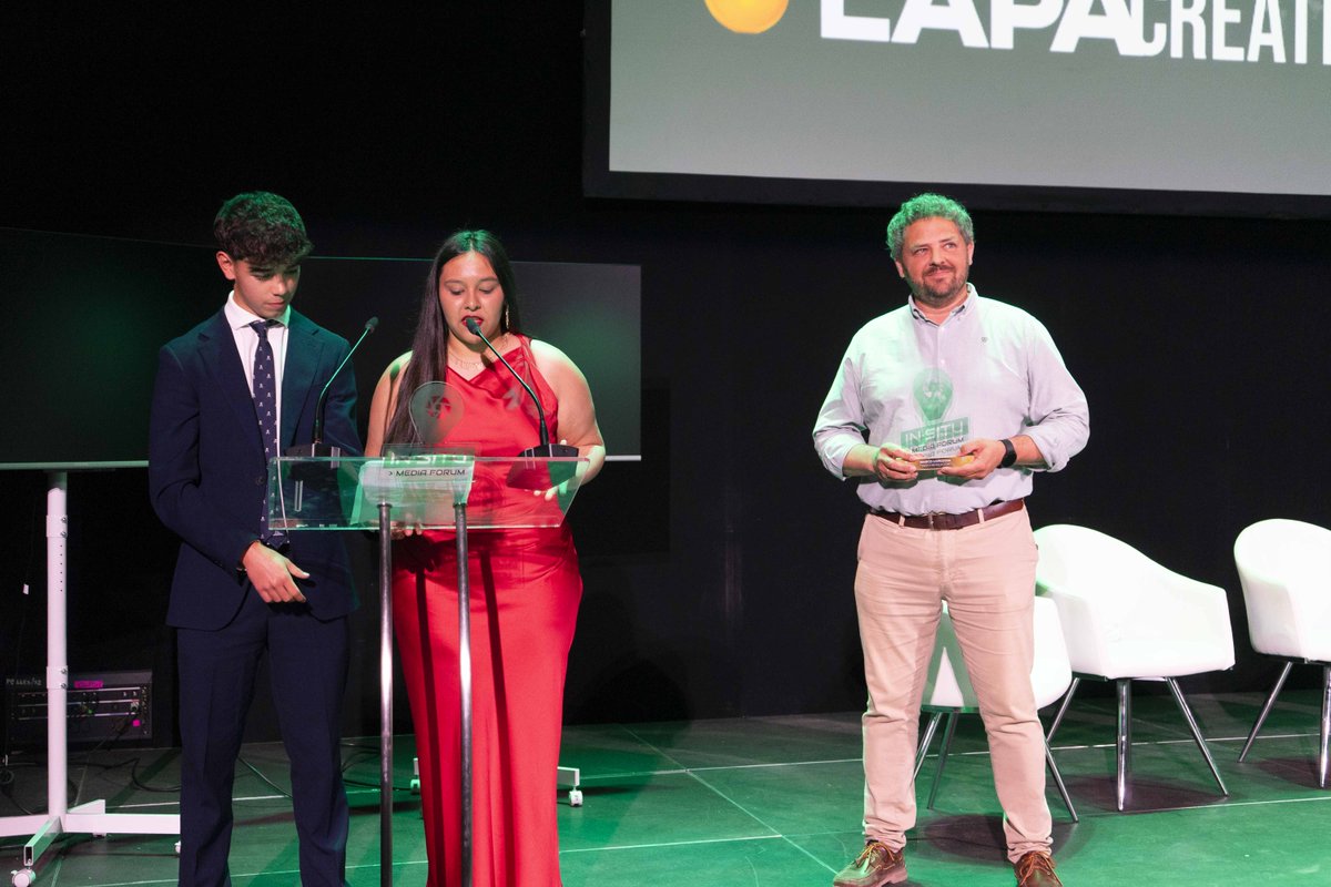 🎥 Medio millar de estudiantes participan en #Sevilla en el primer encuentro audiovisual 'Insitu 2025', al que han acudido los representantes de las productoras audiovisuales más importantes de #Andalucía.

➕ info en Patio Joven 👉 lc.cx/25D4pO