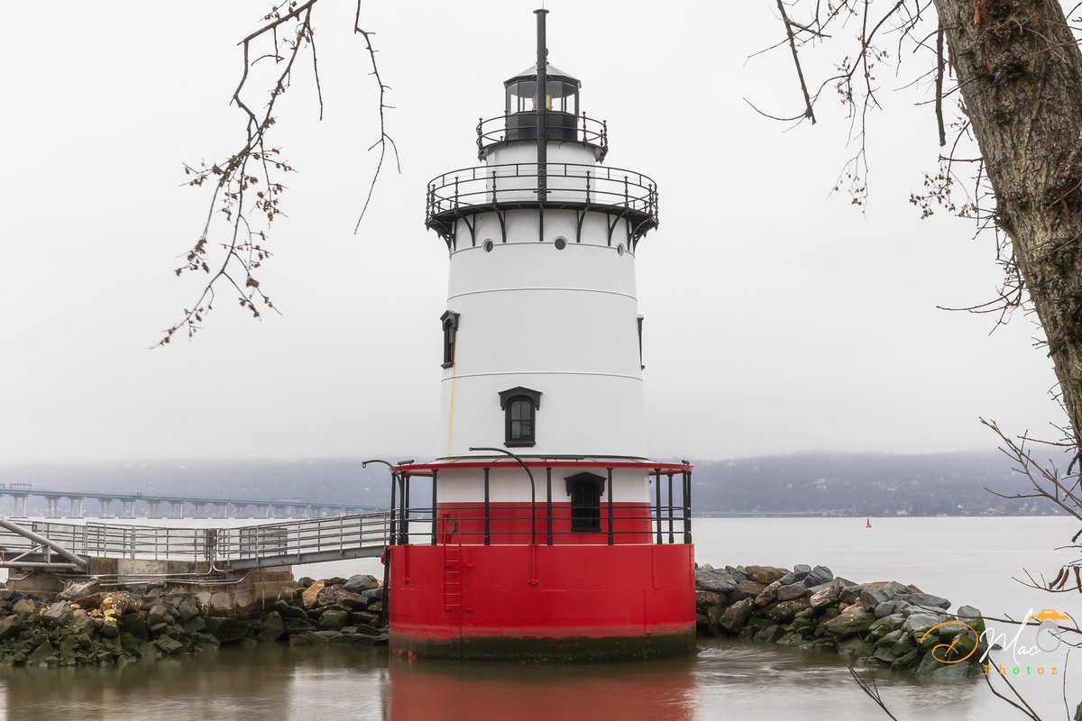 DmacPhotoz's tweet photo. Some more of Sleepy Hollow Lighthouse! Very nice looking in person. 

#photooftheday #canon #photographer #Lighthouse #photographylovers https://t.co/V9hA3SjpAb