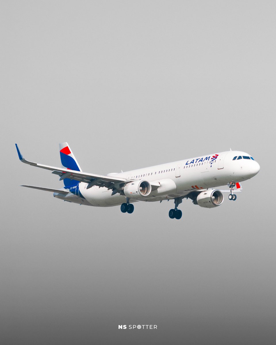 Y un día volvieron los #Airbus 321 de <a href="/LATAMAirlines/">LATAM Airlines</a> a Aeroparque