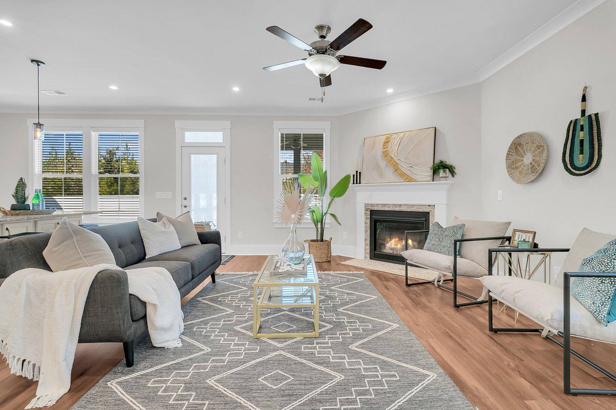 TroyPhillips33's tweet photo. SOLD! 🥳 $1,000,000
Message me if you need help buying or selling a home!
#sold #homegoals #CharlestonSC https://t.co/f1gpzasdEO