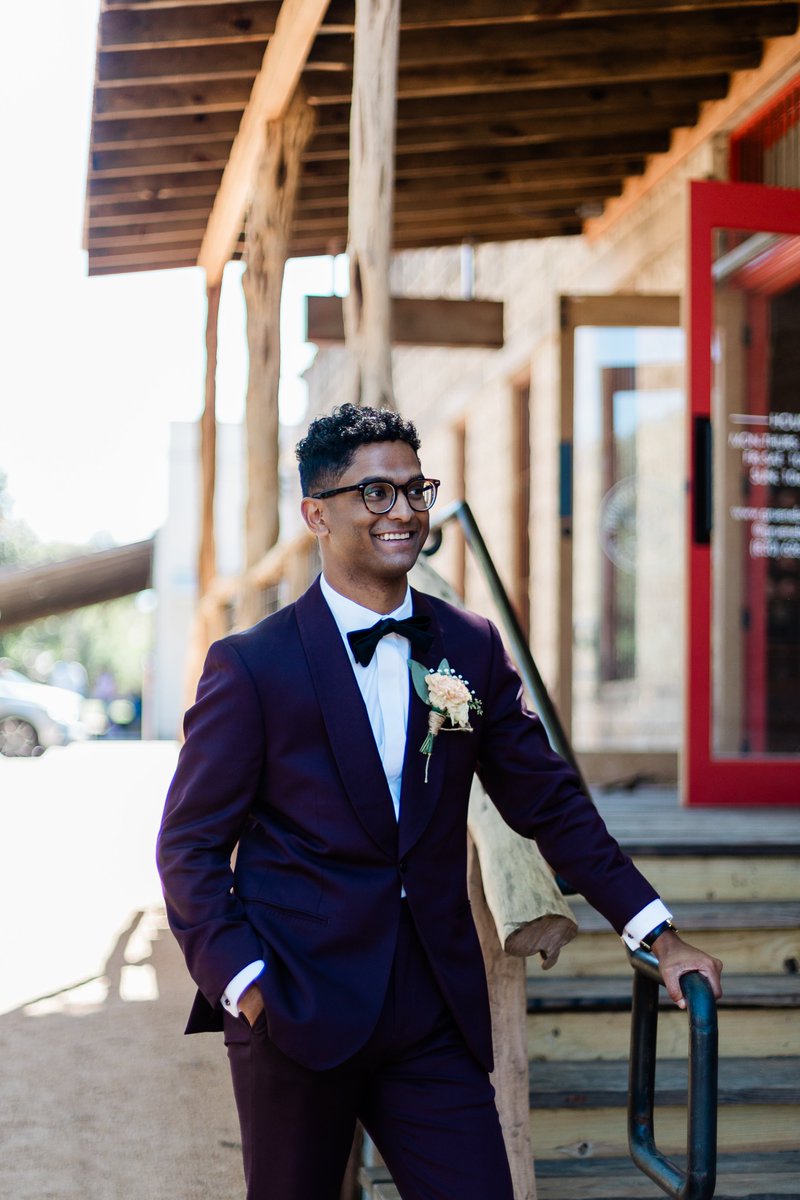 Chris Abraham π (@chrsabraham) on Twitter photo we onboard cool advertisers onto the <a href="/beehiiv/">beehiiv π</a> ad network every day. once in a while, we onboard someone SUPER cool.
today was one of them. <a href="/theblacktux/">The Black Tux</a> is on the ad network!
me wearing them for my wedding back in oct'2023 definitely manifested this moment. we onboard cool advertisers onto the <a href="/beehiiv/">beehiiv π</a> ad network every day. once in a while, we onboard someone SUPER cool.
today was one of them. <a href="/theblacktux/">The Black Tux</a> is on the ad network!
me wearing them for my wedding back in oct'2023 definitely manifested this moment.