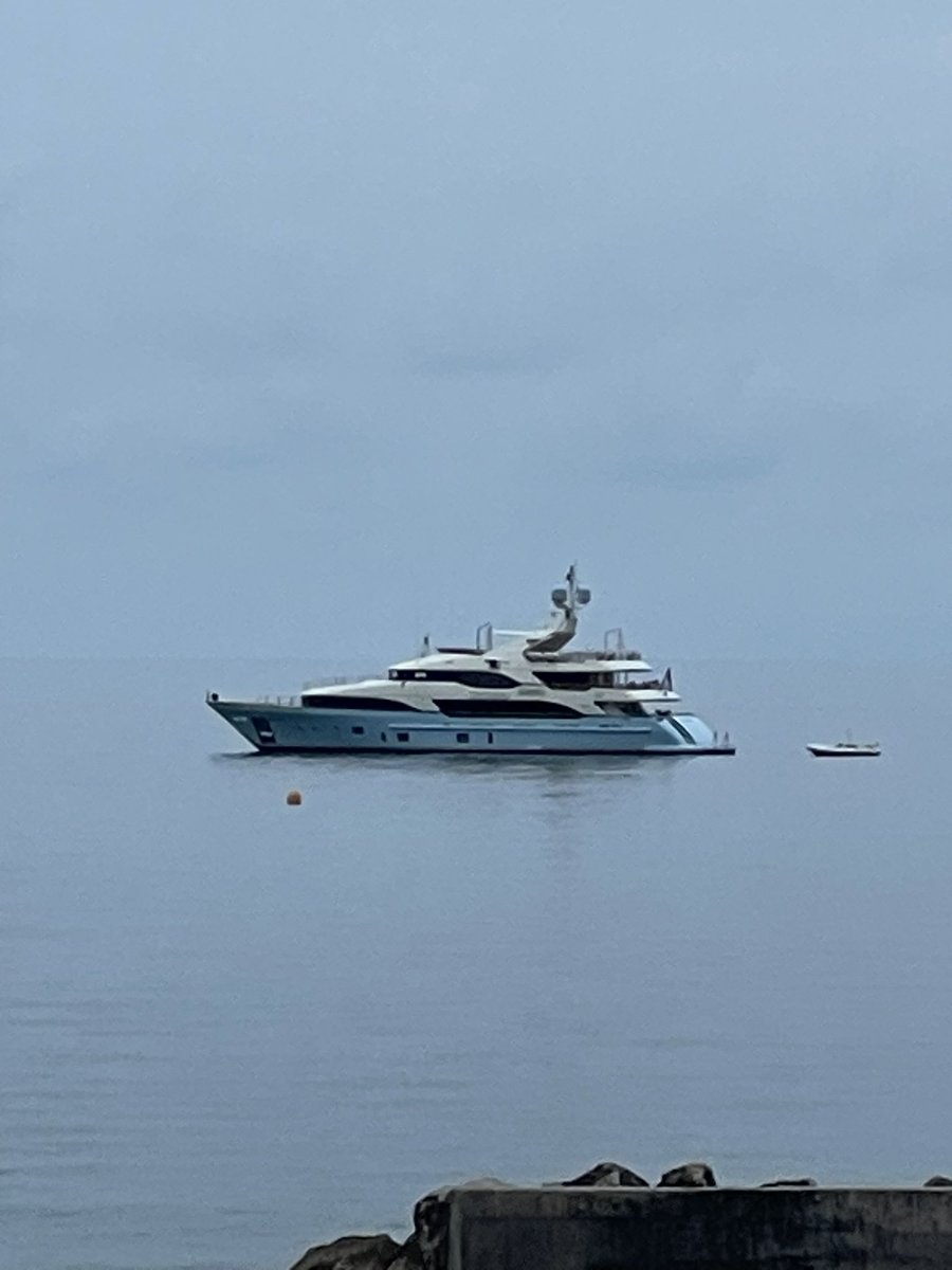 Window shopping in Monaco 😍